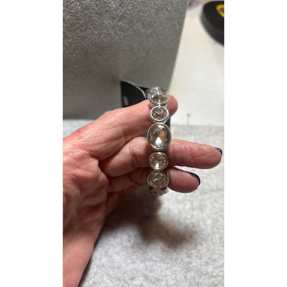 #35. Still GLOWING Strong - white - Paparazzi bracelet